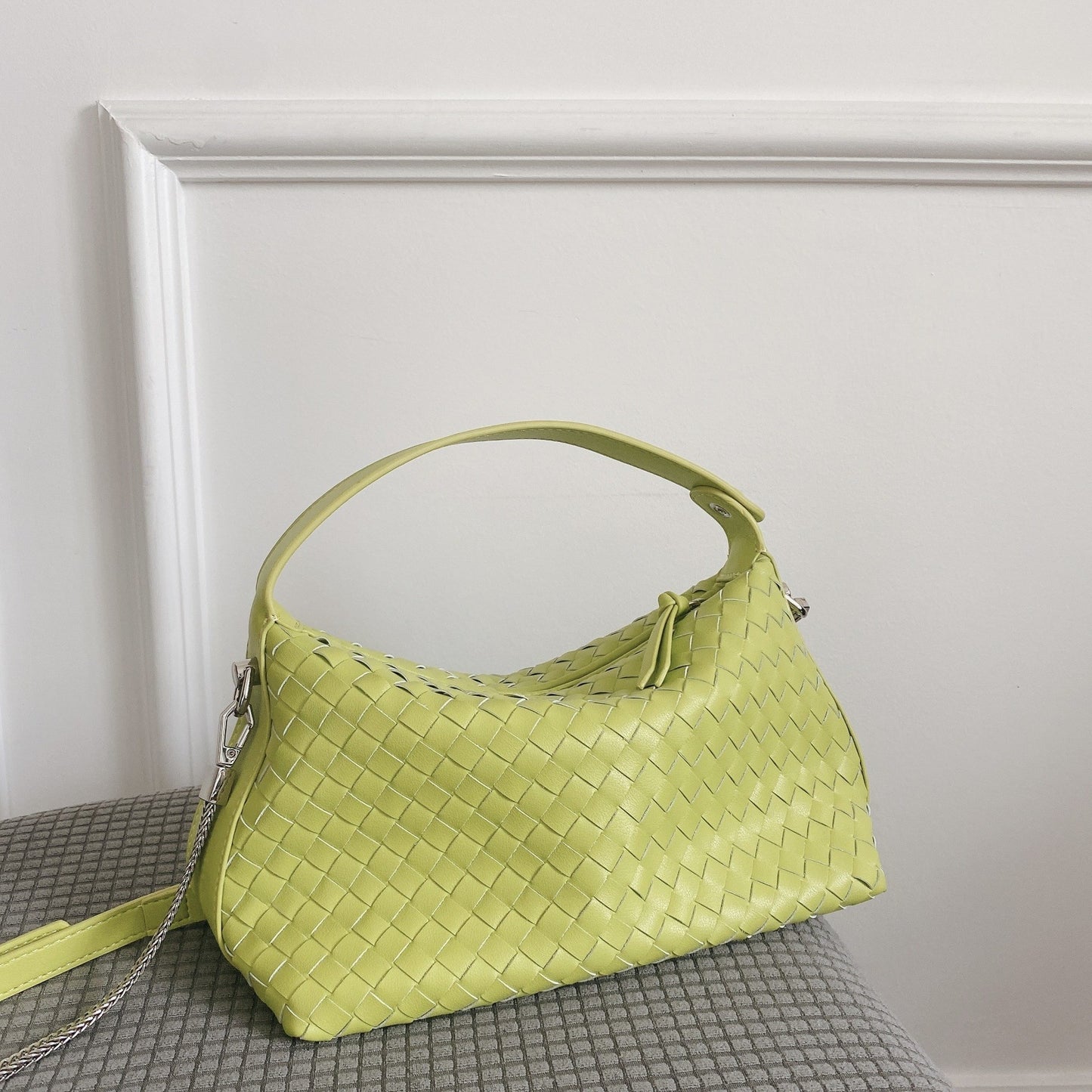 Hand-woven Genuine Leather Small Bag